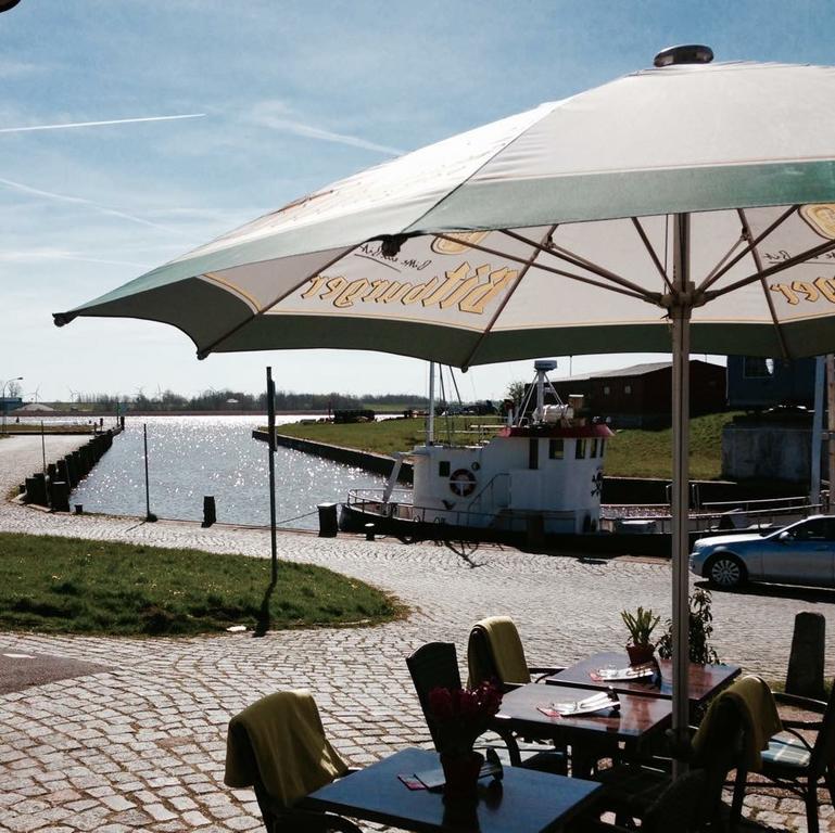 Gasthaus Hafenblick Tönning Exterior foto